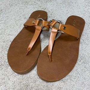 Aldo Sandals